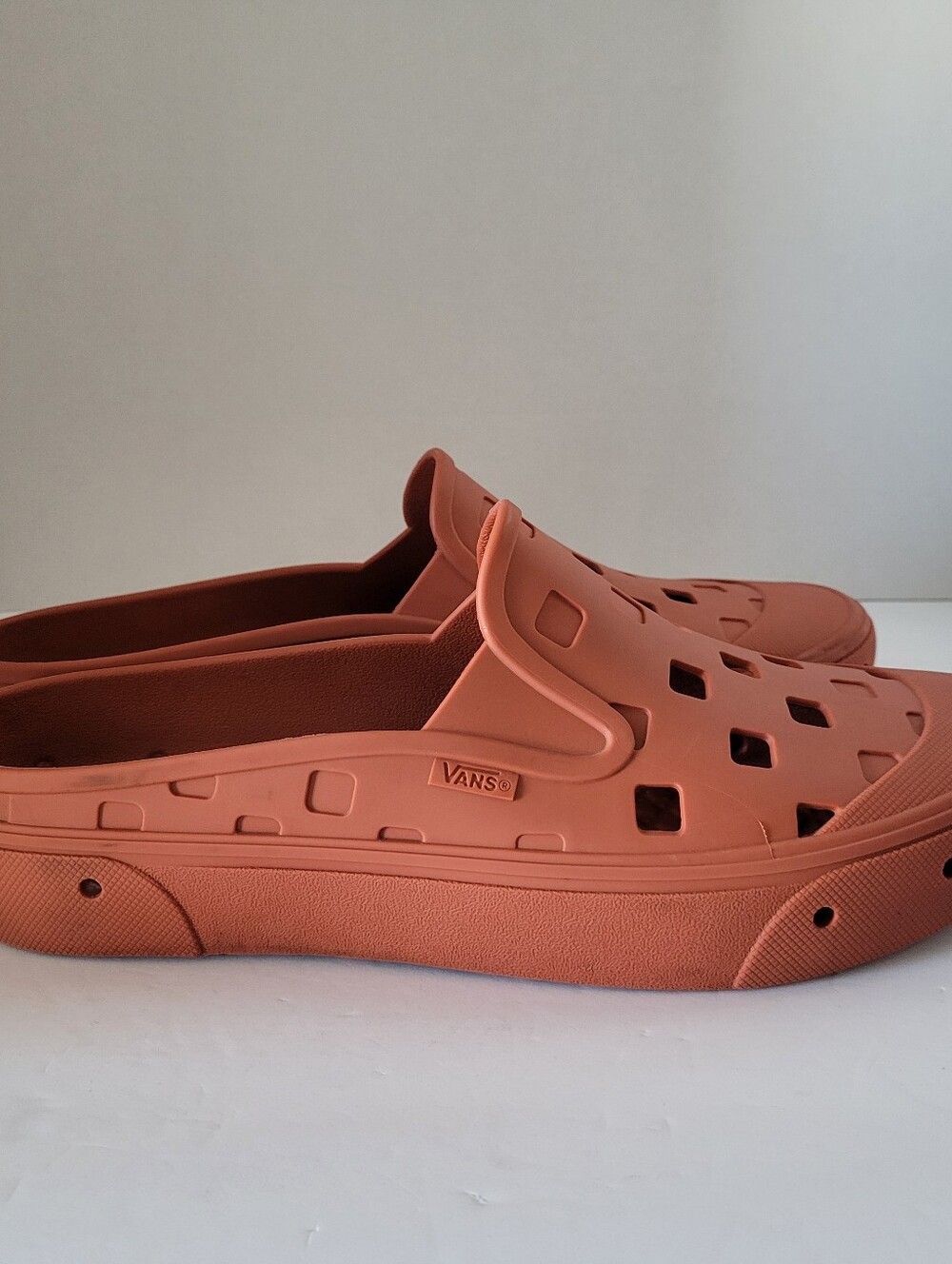 Vans Slip On Mule TRK Men's Size 11 Burnt Ochre Orange Clogs Water Shoes Garden